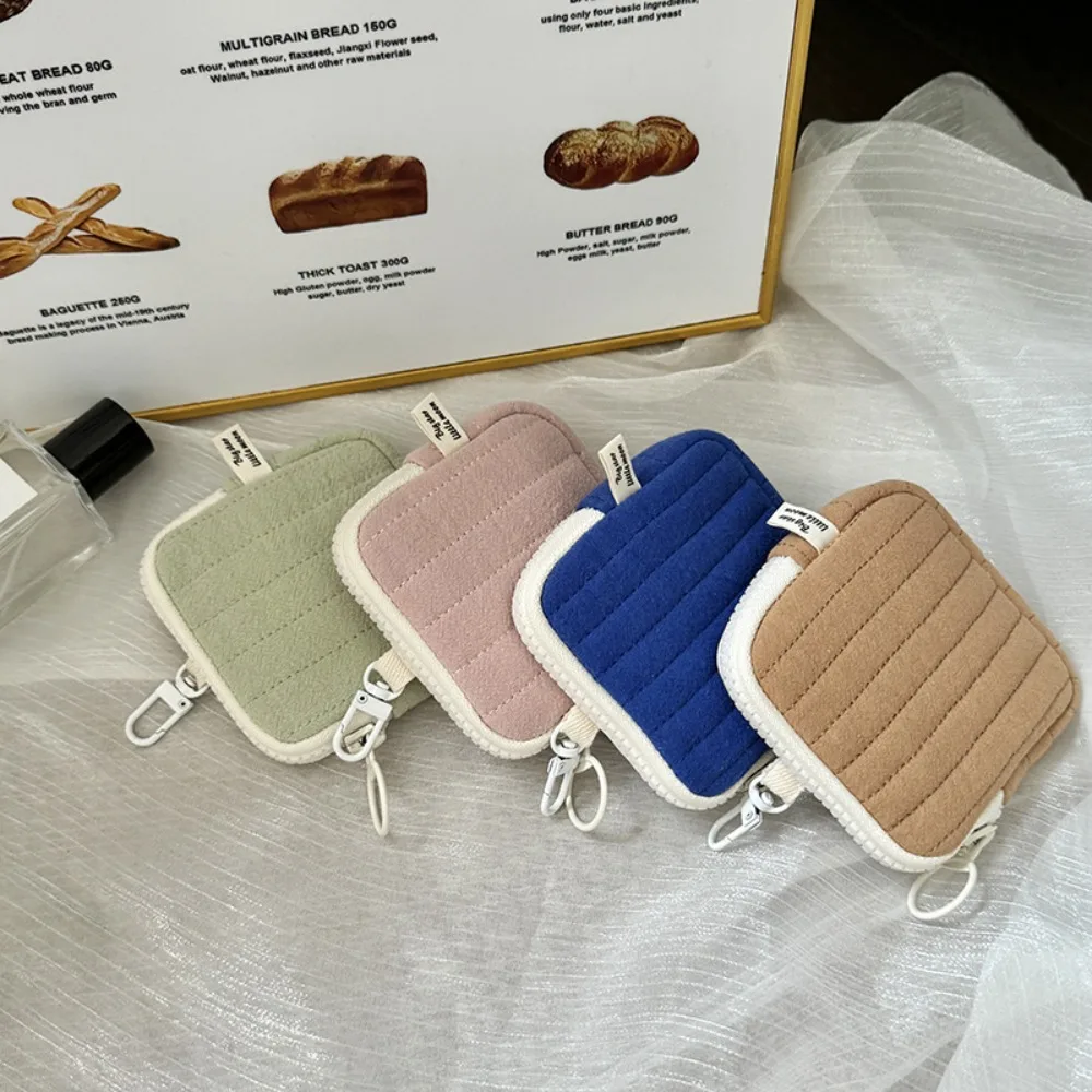 Quilting Seam Coin Pouch Polyester Cotton Square Small Cosmetic Bag Purse Korean Style Earphone Storage Case Male
Quilting Seam Coin Pouch Polyester Cotton Square Small Cosmetic Bag Purse Korean Style Earphone Storage Case Male