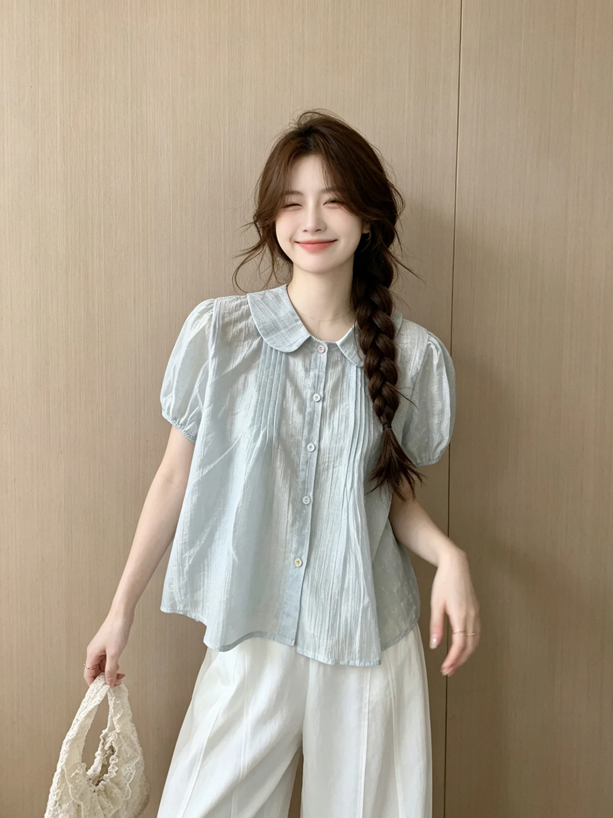 Blue Doll Collar Print Short Sleeve Shirt Women Summer New Sweet Good Looking Single Button Pleated Bubble Sleeve Top
Blue Doll Collar Print Short Sleeve Shirt Women Summer New Sweet Good Looking Single Button Pleated Bubble Sleeve Top