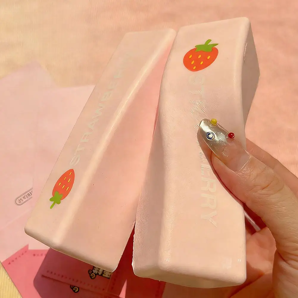 Мягкая игрушка-антистресс в виде клубничного молочного батончика, медленно восстанавливающая форму, сенсорная игрушка-фиджет для снятия стресса
Мягкая игрушка-антистресс в виде клубничного молочного батончика, медленно восстанавливающая форму, сенсорная игрушка-фиджет для снятия стресса