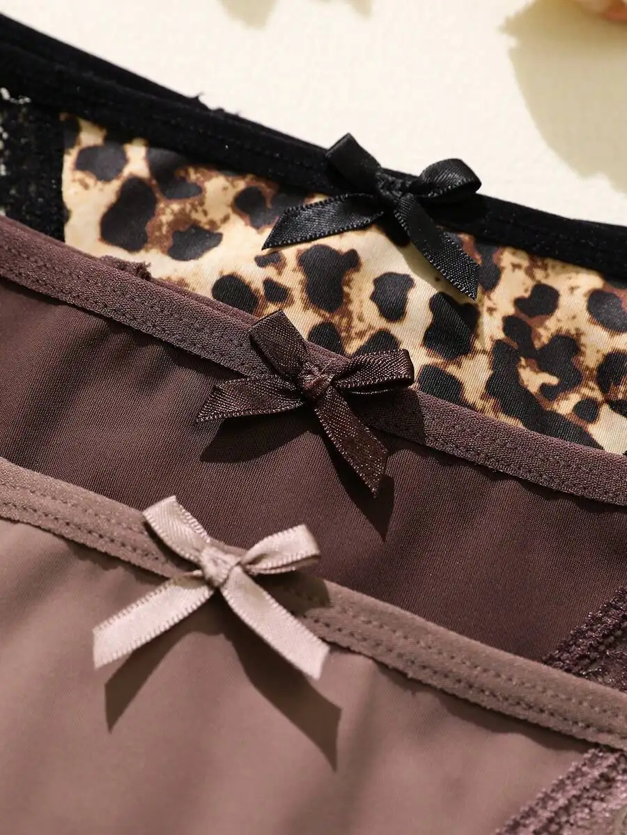Leopard Print Lace Patchwork Thong Underwear With Bow Detail For Women 5 Pack
Leopard Print Lace Patchwork Thong Underwear With Bow Detail For Women 5 Pack