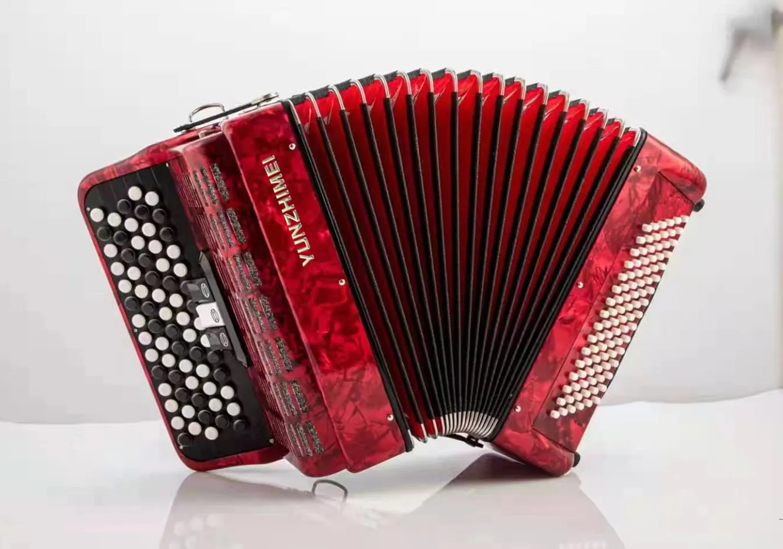 Bayan accordion instrument 60/96 bass introduction to adult children's grading performance Italian reed accordion
Bayan accordion instrument 60/96 bass introduction to adult children's grading performance Italian reed accordion