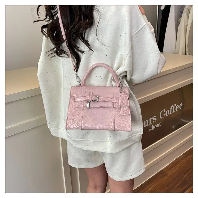 "2025 Luxury Leather Messenger Bag for Women, High-End Shoulder Purse, Fashion Versatile Work & Travel Handbag"
"2025 Luxury Leather Messenger Bag for Women, High-End Shoulder Purse, Fashion Versatile Work & Travel Handbag"