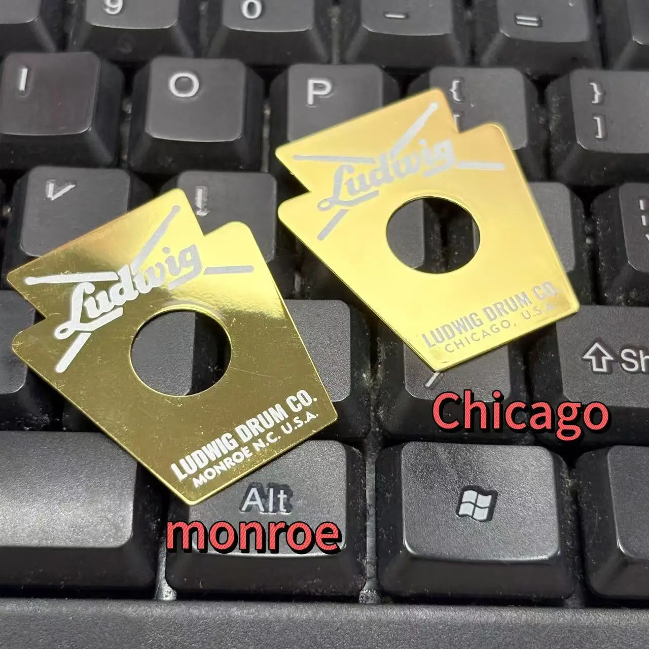 Chicago / Monroe Drum Badge Ludwig Keystone Drum Badge(1pcs)
Chicago / Monroe Drum Badge Ludwig Keystone Drum Badge(1pcs)