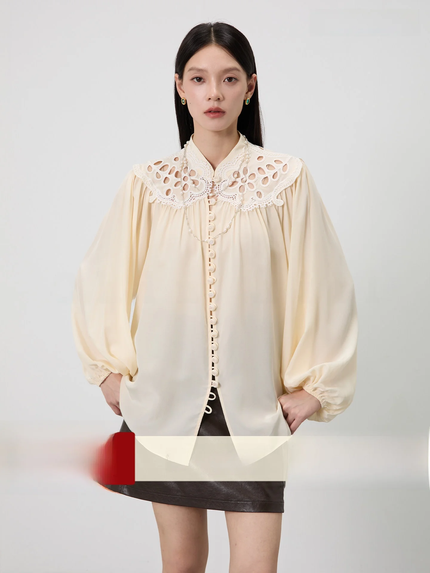 Fullpure Silk Bubble Sleeve Lace Shirt Women's Loose Fit Long Sleeve Stand Collar Breathable Comfortable Daily Wear Chinese O...
Fullpure Silk Bubble Sleeve Lace Shirt Women's Loose Fit Long Sleeve Stand Collar Breathable Comfortable Daily Wear Chinese O...