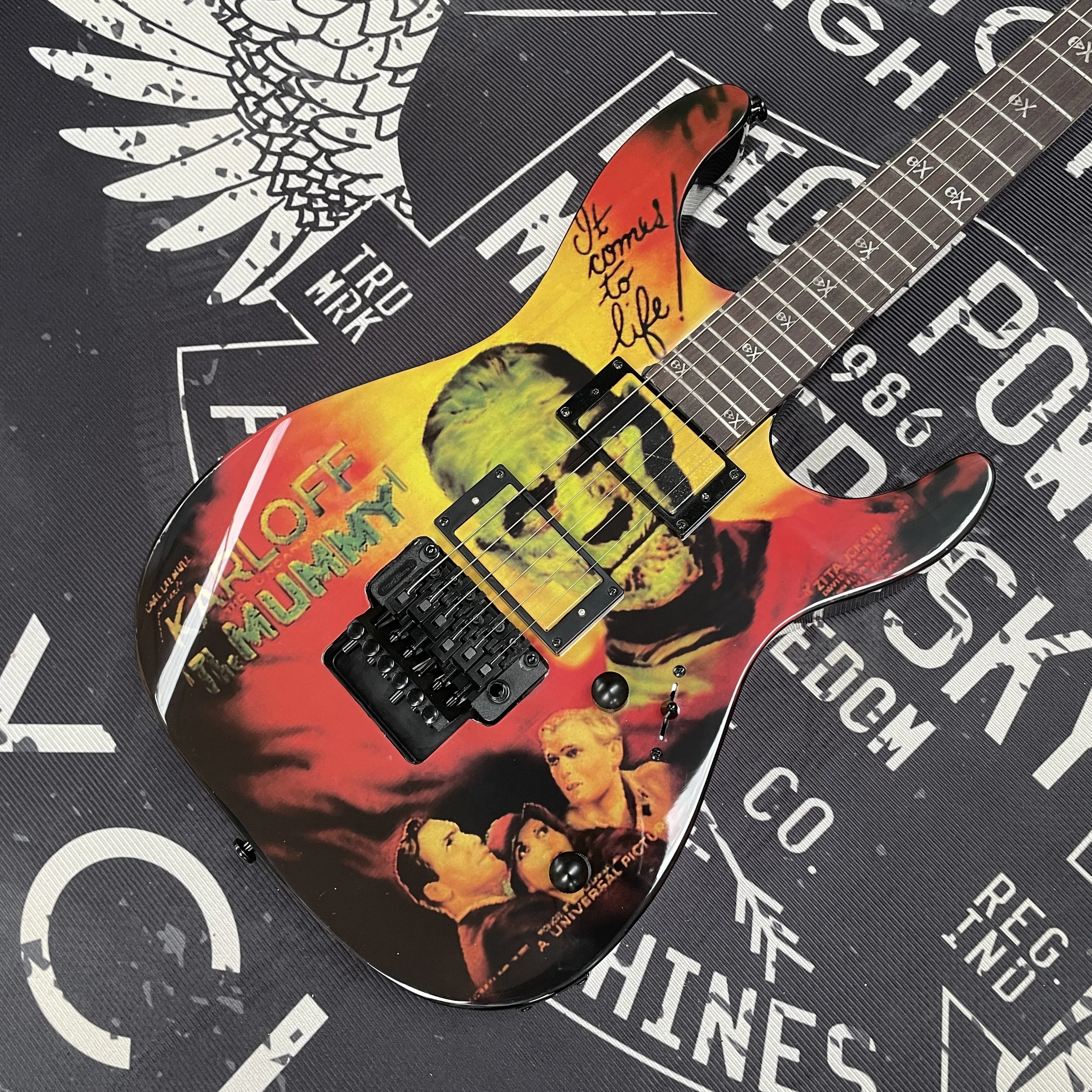 6-string electric guitar vintage movie poster finish and tremolo system guitars—The top choice for collectors' electric guitarra
6-string electric guitar vintage movie poster finish and tremolo system guitars—The top choice for collectors' electric guitarra