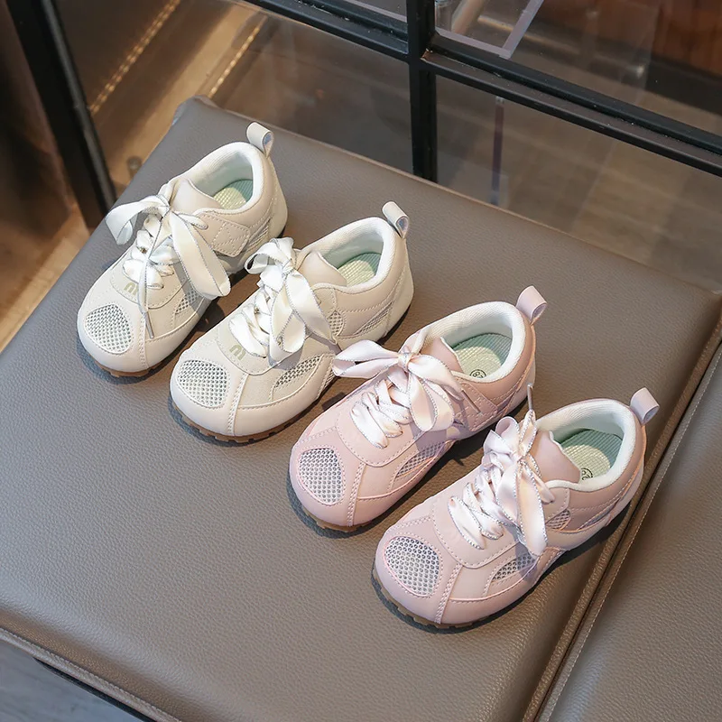New Kids Shoes Fashion Simple Sweet Sports Shoe Princess Sneakers Spring Retro Girl Shoe Classic Elegant Lightweight Flat Shoes
New Kids Shoes Fashion Simple Sweet Sports Shoe Princess Sneakers Spring Retro Girl Shoe Classic Elegant Lightweight Flat Shoes