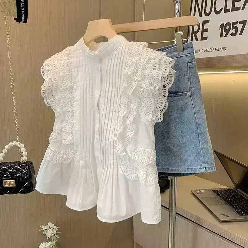 2025 Spring Summer New Women Solid Color Sleeveless Lace Hollowed Out Blouses Fashion Commute Round Neck Button Shirts Vest Tops
2025 Spring Summer New Women Solid Color Sleeveless Lace Hollowed Out Blouses Fashion Commute Round Neck Button Shirts Vest Tops