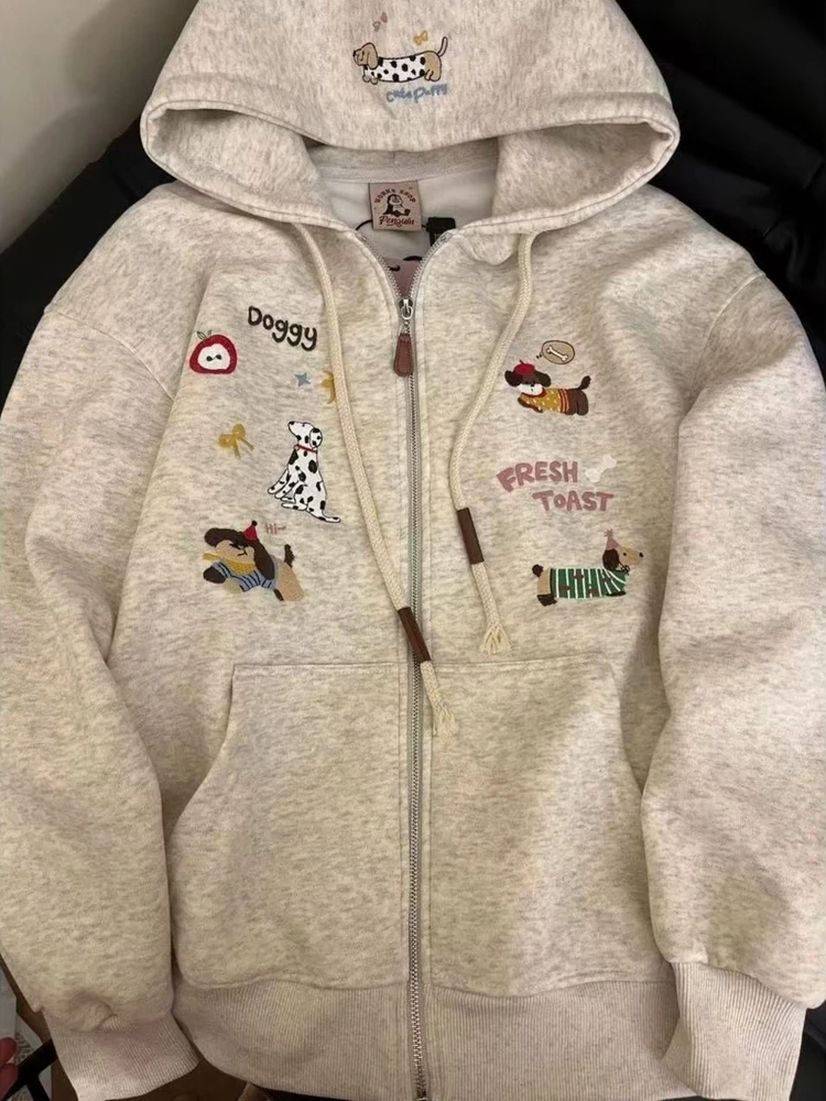 Retro Japanese Cartoon Embroidery Hoodie Women's Autumn Winter Lazy Style Versatile Student Slimming Top Hat Sweatshirt
Retro Japanese Cartoon Embroidery Hoodie Women's Autumn Winter Lazy Style Versatile Student Slimming Top Hat Sweatshirt