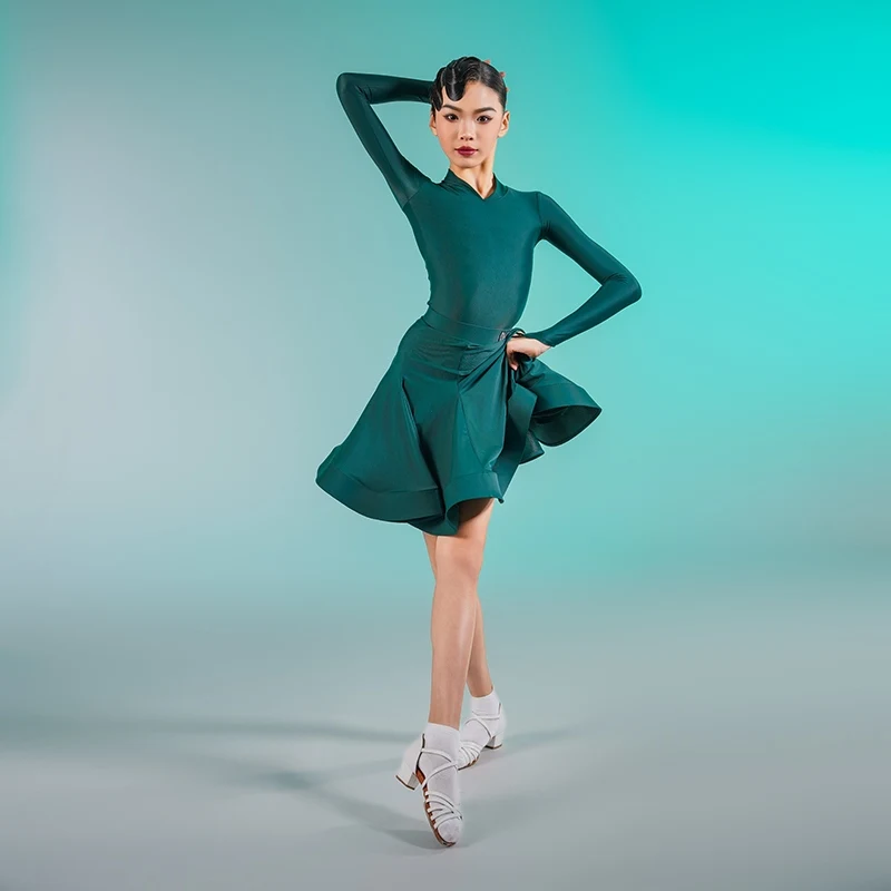 Girls Latin Dance Performance Dress Green V-eck Long Sleeved Tops Split Skirts Suit Chacha Rumba Tango Competition Wear DN19660
Girls Latin Dance Performance Dress Green V-eck Long Sleeved Tops Split Skirts Suit Chacha Rumba Tango Competition Wear DN19660
