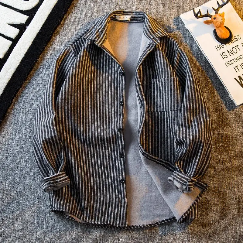 Men's winter long sleeved warm shirt men's plush and thickened 2023 new high-end men's striped shirt jacket shirt men
Men's winter long sleeved warm shirt men's plush and thickened 2023 new high-end men's striped shirt jacket shirt men