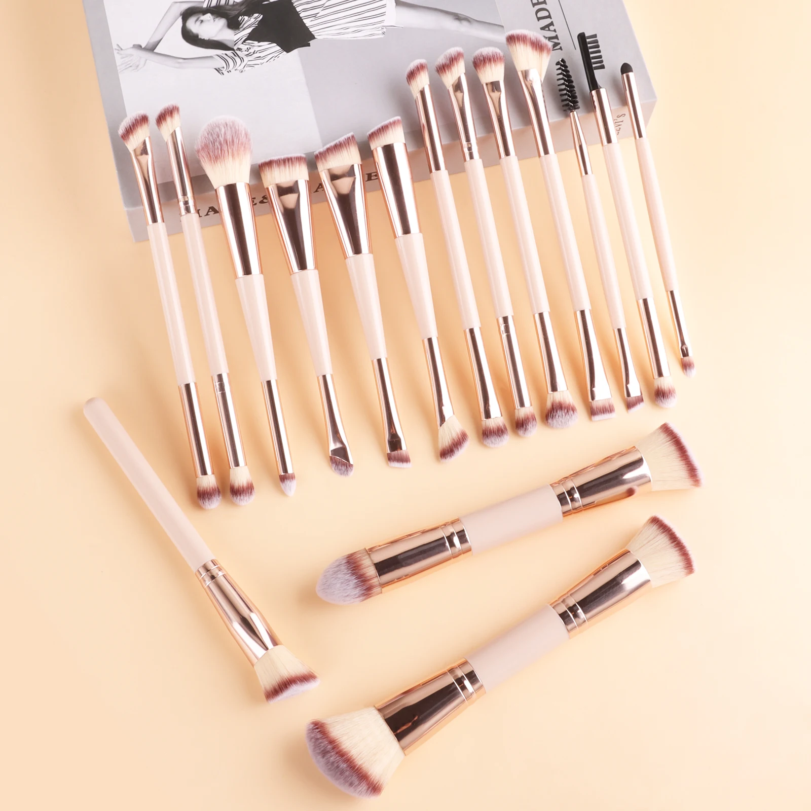 16Pcs Double-ended Makeup Brush Set, Spoolie Eyebrow Brush & Angled Eyeshadow Brush & Flat Foundation Brush & Round Blush Brush
16Pcs Double-ended Makeup Brush Set, Spoolie Eyebrow Brush & Angled Eyeshadow Brush & Flat Foundation Brush & Round Blush Brush