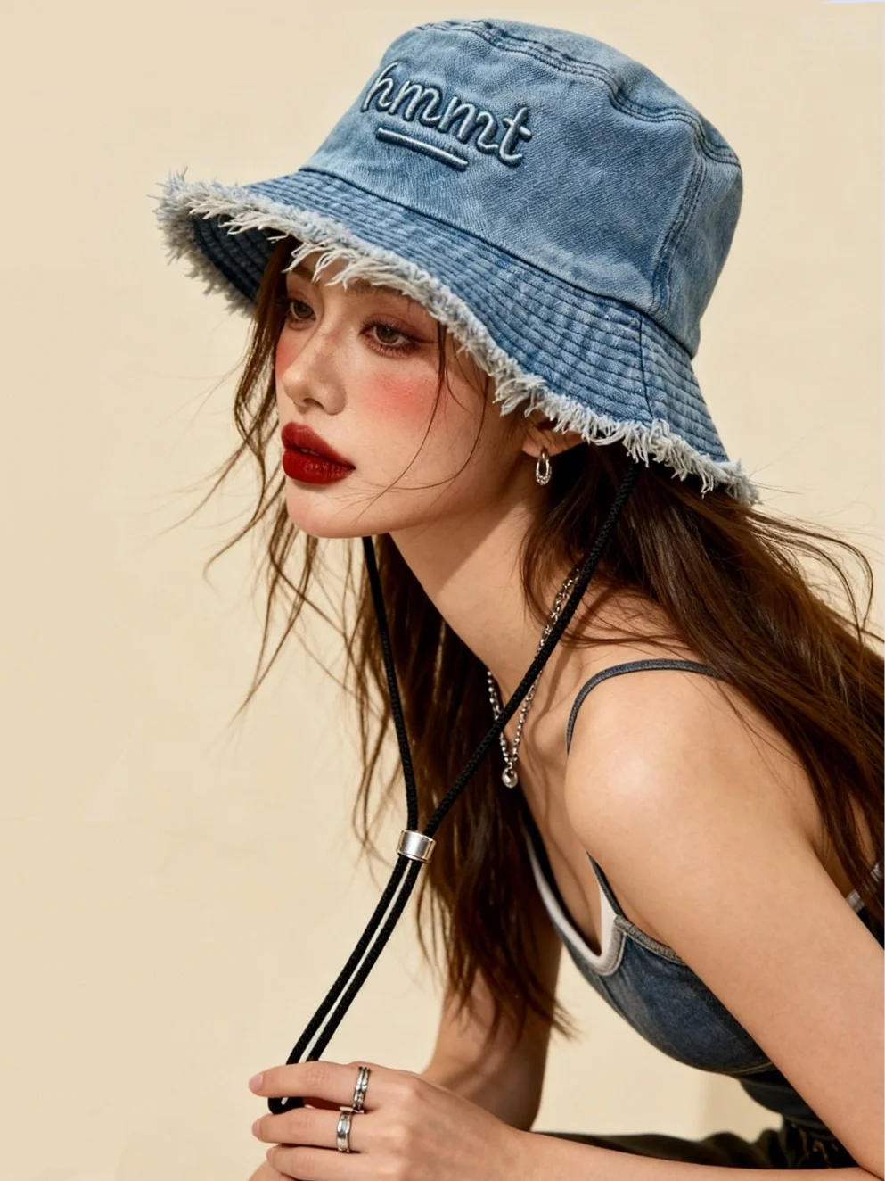 Retro Frayed Denim Fisherman Hat Women's Spring Sunshade Large Brim Face Slimming Casual Simple Design Adjustable round Top
Retro Frayed Denim Fisherman Hat Women's Spring Sunshade Large Brim Face Slimming Casual Simple Design Adjustable round Top