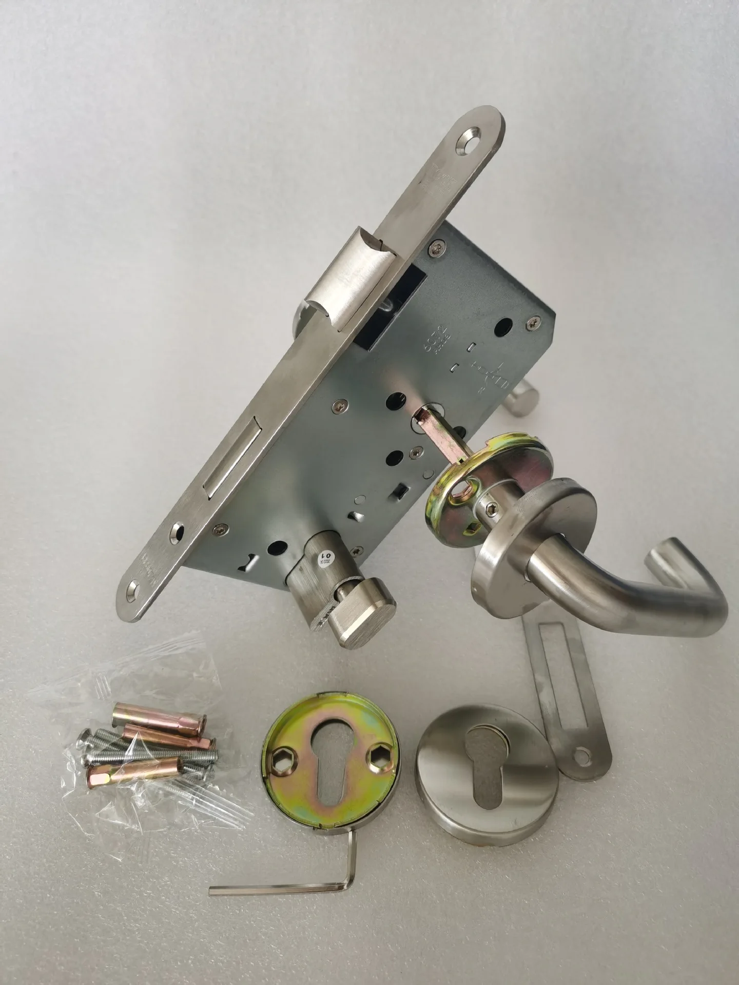 CE Certifiled High quality 304 stainless steel Split door lock handle Fire door handle Brushed surface fireproof lock
CE Certifiled High quality 304 stainless steel Split door lock handle Fire door handle Brushed surface fireproof lock