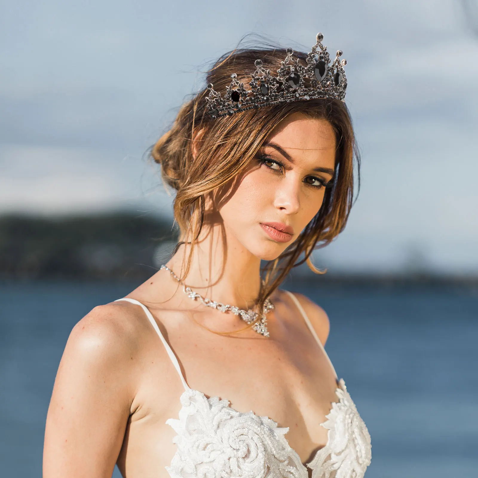 Baroque Crown Vintage Alloy Headb Decorative Rhinestone Wedding Prop Bridal Tiara Beaded Hairb For Women Practical Anti Allergic
Baroque Crown Vintage Alloy Headb Decorative Rhinestone Wedding Prop Bridal Tiara Beaded Hairb For Women Practical Anti Allergic