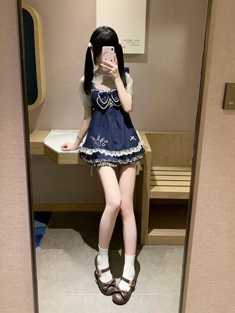 Cute Sweet Knot Stripe Halter Dress Women Summer Doll Collar Inner Wear Top Two Piece Set Fashionable Casual Outfit
Cute Sweet Knot Stripe Halter Dress Women Summer Doll Collar Inner Wear Top Two Piece Set Fashionable Casual Outfit