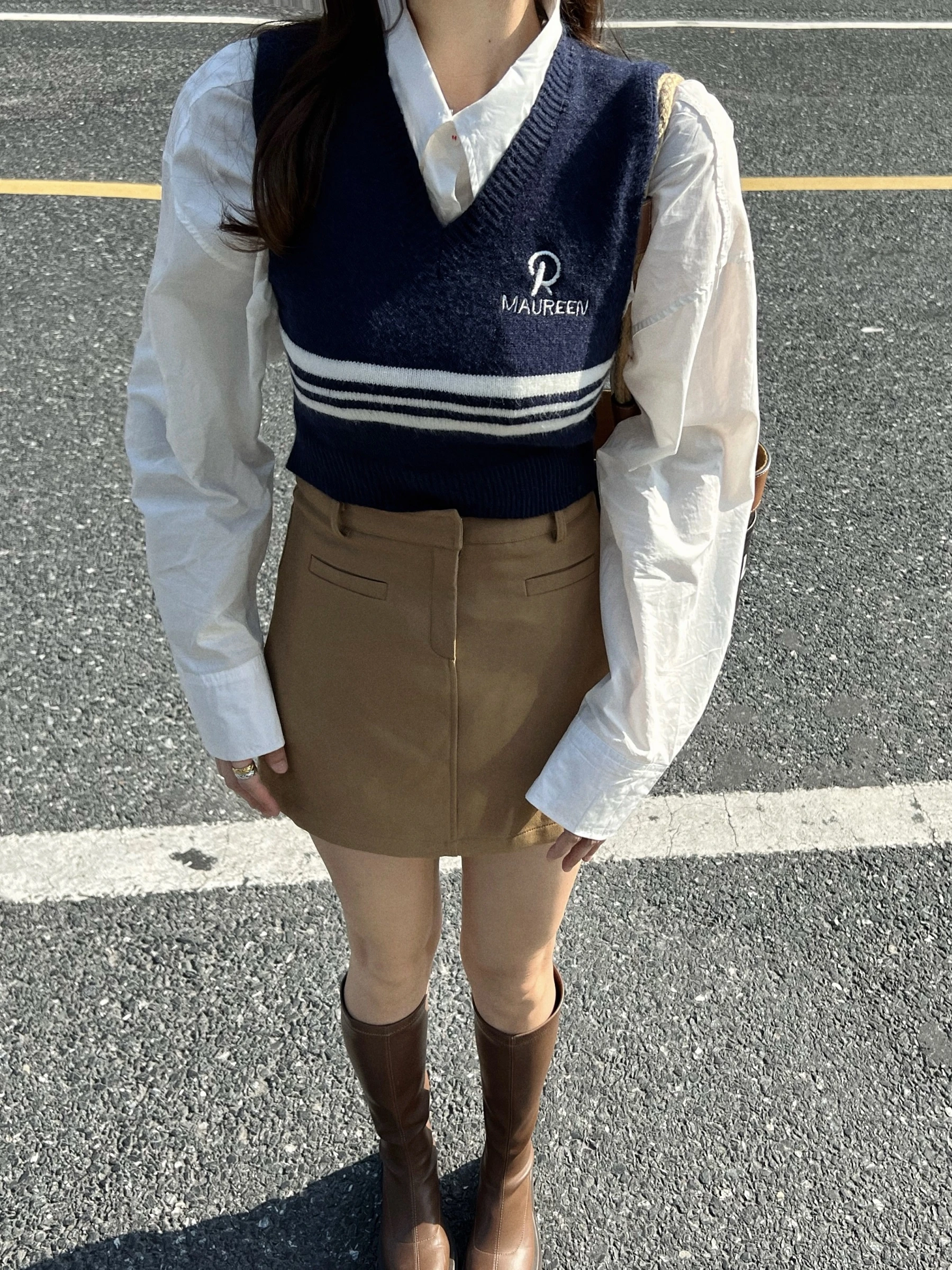 INJUNE Dr Comes True Bella: Новый шерстяной комплект из жилета и юбки с вышивкой для женщин, весенний модный юбочный ансамбль
INJUNE Dr Comes True Bella: Новый шерстяной комплект из жилета и юбки с вышивкой для женщин, весенний модный юбочный ансамбль