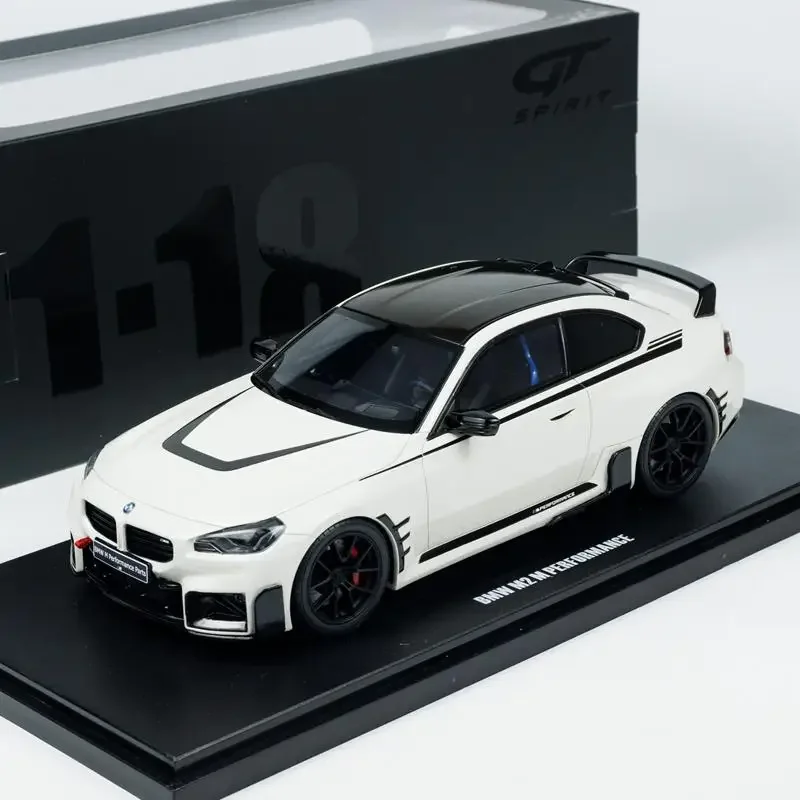 GT Spirit 1:18 BMW M2 Статическая модель из смолы ограниченного выпуска, детская коллекция декоративных игрушек, новогодний подарок для друзей.
GT Spirit 1:18 BMW M2 Статическая модель из смолы ограниченного выпуска, детская коллекция декоративных игрушек, новогодний подарок для друзей.