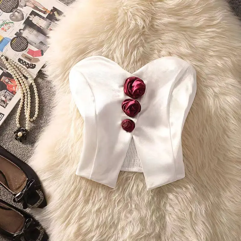 French style new high-end rose strapless vest for women, sexy camisole, short top for women
French style new high-end rose strapless vest for women, sexy camisole, short top for women