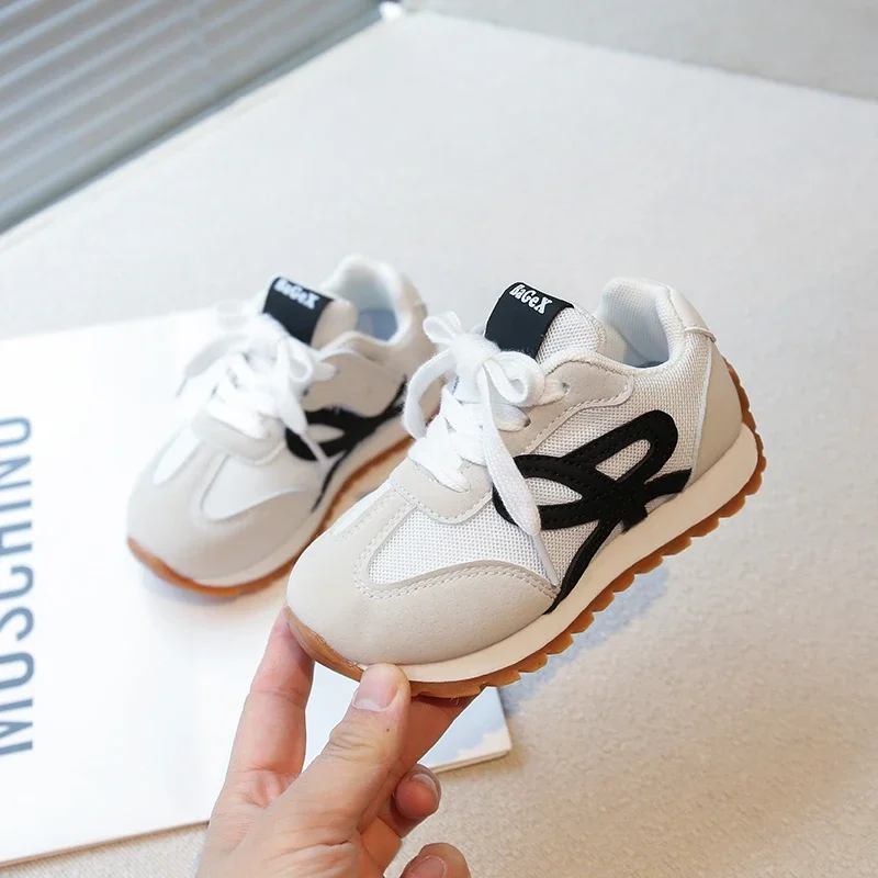 Spring Autumn Children's Soft Soled Anti Slip Wear Resistant Student Running Shoes Boys Girls Leisure Sports Shoes Size 26-37
Spring Autumn Children's Soft Soled Anti Slip Wear Resistant Student Running Shoes Boys Girls Leisure Sports Shoes Size 26-37