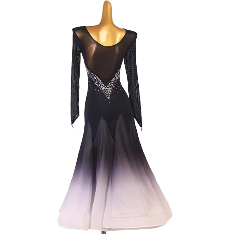 2026 New Ballroom Dance Modern Costume Women's Evening Dress Female Competition Suit Waltz Lyrical Dancewear Girls Stage Outfits
2026 New Ballroom Dance Modern Costume Women's Evening Dress Female Competition Suit Waltz Lyrical Dancewear Girls Stage Outfits