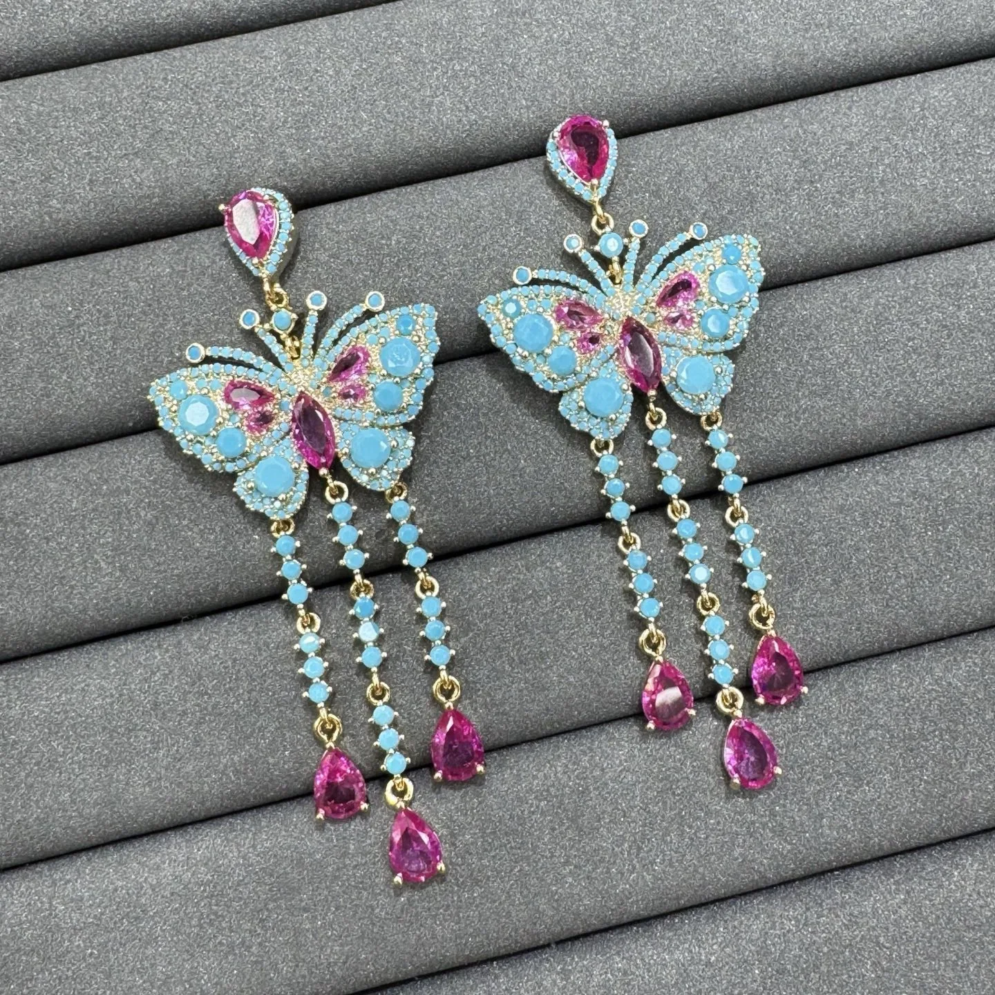cubic zirconia butterfly earrings for women luxury cute jewelry blue white fushia yellow dangling earrings chain tassel unique
cubic zirconia butterfly earrings for women luxury cute jewelry blue white fushia yellow dangling earrings chain tassel unique