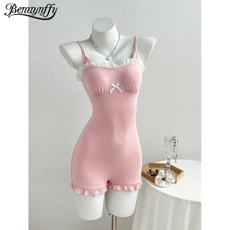 Benuynffy Pink Contrast Lace Backless Jumpsuit Romper Women Summer Cute Bow Sports Casual Ruffle Hem Tight Rompers Female
Benuynffy Pink Contrast Lace Backless Jumpsuit Romper Women Summer Cute Bow Sports Casual Ruffle Hem Tight Rompers Female