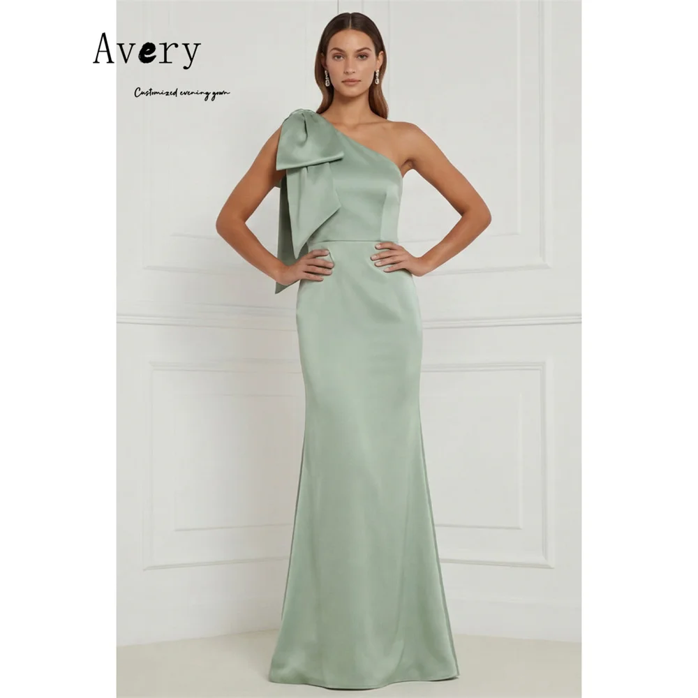 Avery Custom Green Single Shoulder Fish Tail Sleeveless Evening Dresses Woman Elegant Womens Dresses for Luxury Party Gala Dress
Avery Custom Green Single Shoulder Fish Tail Sleeveless Evening Dresses Woman Elegant Womens Dresses for Luxury Party Gala Dress