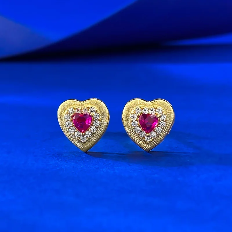 2025 Spring/Summer New Style s925 Silver Love Brushed Small Earrings for Women, Fashionable, Versatile, High end Wedding Jewelry
2025 Spring/Summer New Style s925 Silver Love Brushed Small Earrings for Women, Fashionable, Versatile, High end Wedding Jewelry