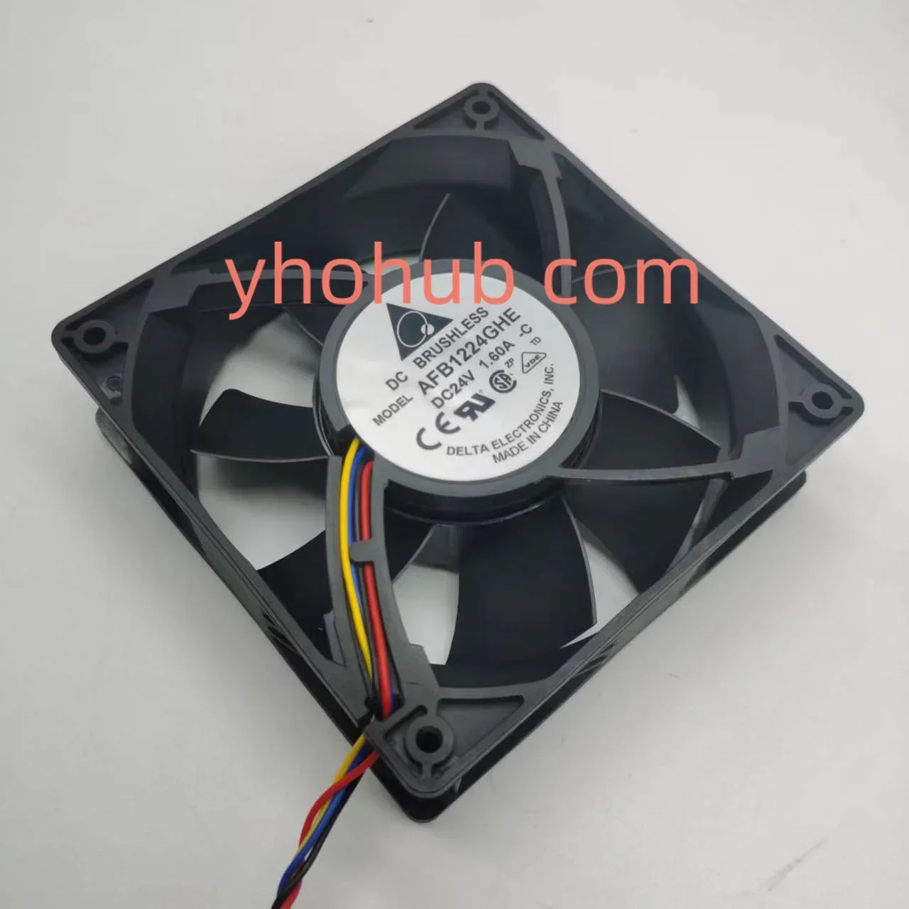 Delta Electronics AFB1224GHE C Server DC 24V 0.75A 120x120X38mm 4-Wire Server Cooling Fan
Delta Electronics AFB1224GHE C Server DC 24V 0.75A 120x120X38mm 4-Wire Server Cooling Fan