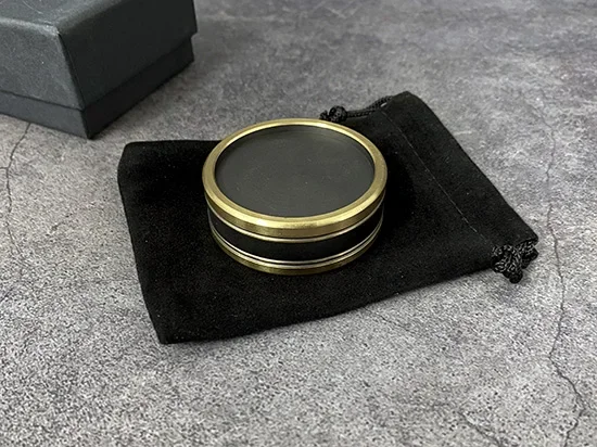 Solid Box for M-BOX Morgan/Half Dollar Size Coin Magic Tricks Coin Appear Vanish Close Up Illusion Magia Magicians Prop Gimmick
Solid Box for M-BOX Morgan/Half Dollar Size Coin Magic Tricks Coin Appear Vanish Close Up Illusion Magia Magicians Prop Gimmick