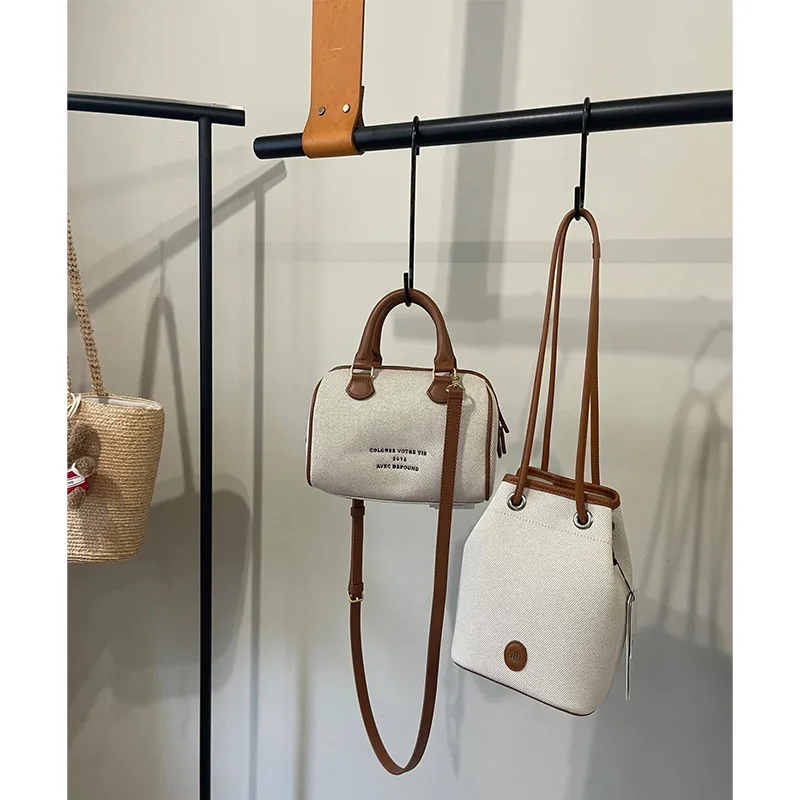 Embroidered Letter Crossbody Bag Leather Canvas Handbag Boston Women's Bag Sli Trendy Design Handheld oulder Bag for Women
Embroidered Letter Crossbody Bag Leather Canvas Handbag Boston Women's Bag Sli Trendy Design Handheld oulder Bag for Women