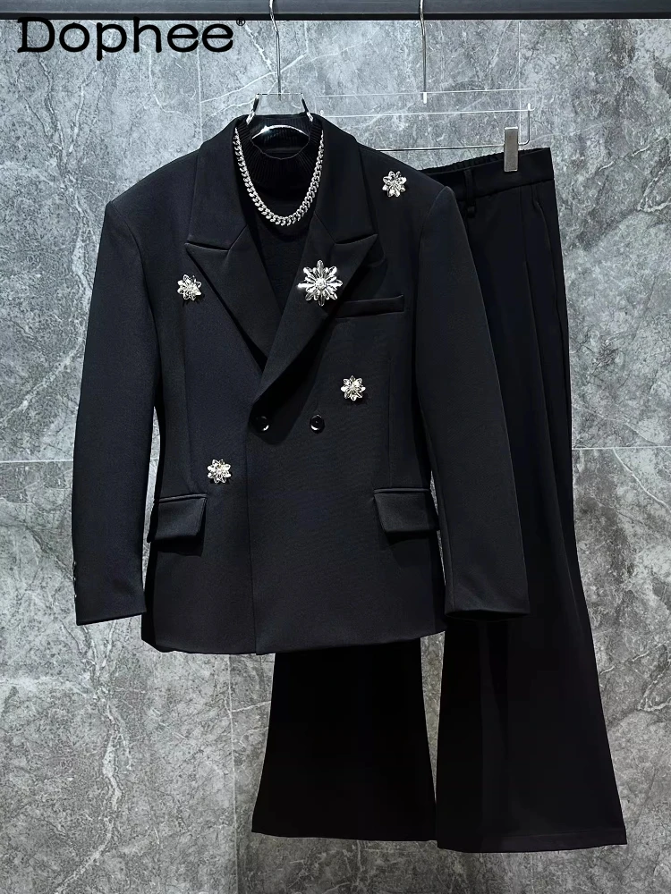 Мужской комплект 2026: Новые стильные металлические броши (2 шт.) и элитные легкие люксовые костюмы (пиджак и брюки) с эффектом утяжки на талии, шикарный комплект из двух предметов
Мужской комплект 2026: Новые стильные металлические броши (2 шт.) и элитные легкие люксовые костюмы (пиджак и брюки) с эффектом утяжки на талии, шикарный комплект из двух предметов