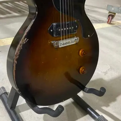 LPGQB Junior Style Vintage Sunburst Retro Electric Guitar Single P90 Pickup Vintage Sunburst Aged Finish Rock Electric Guitar
