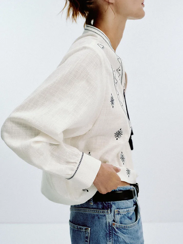 Удобный длинный повседневный костюм с вышивкой Sve, Новое поступление, женская мода на осень, универсальный сценический костюм в стиле ретро
Удобный длинный повседневный костюм с вышивкой Sve, Новое поступление, женская мода на осень, универсальный сценический костюм в стиле ретро