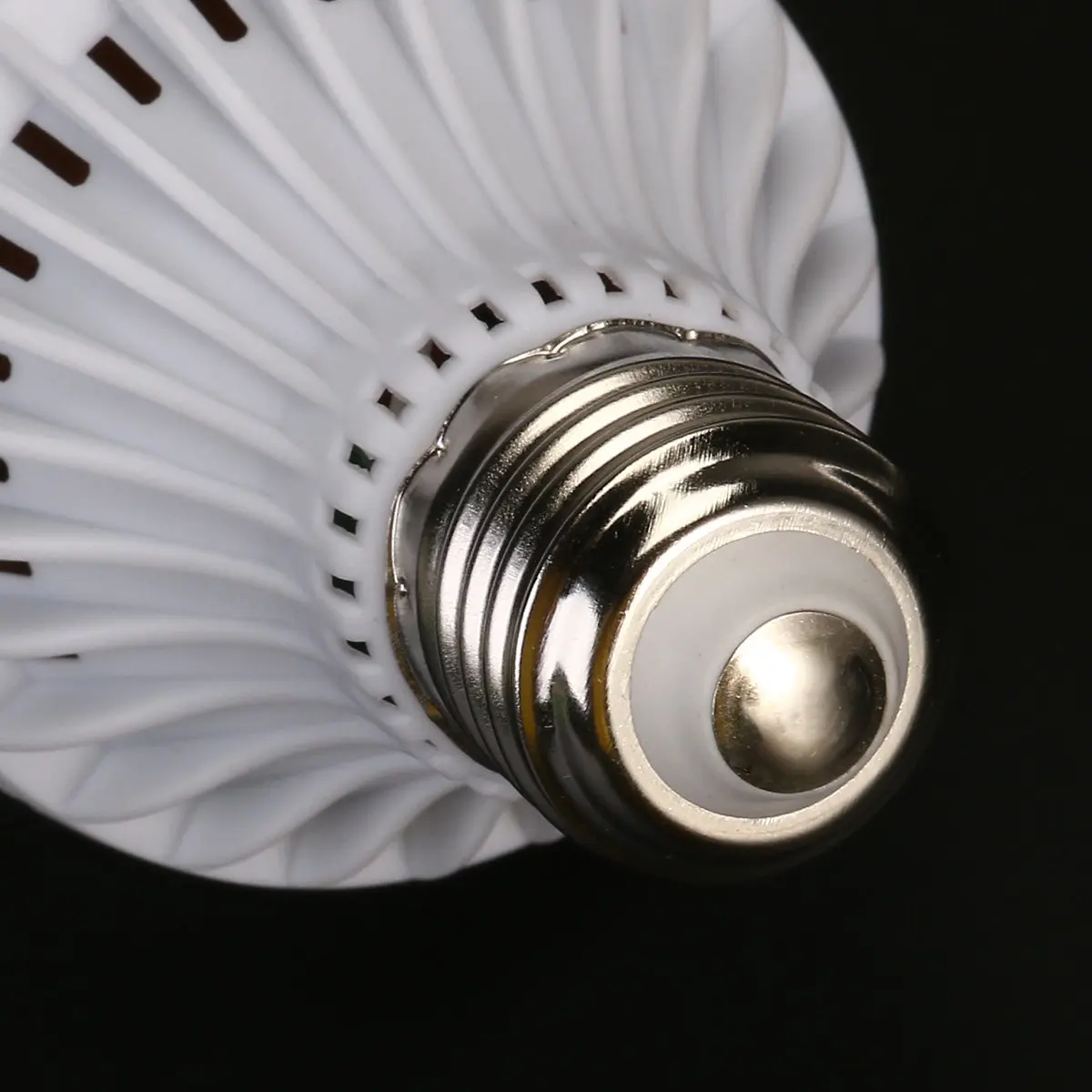 7W E27 Sensor LED Lamp Bulb Sound Light Control Bulb for Corridor Garden Stair Pathway
7W E27 Sensor LED Lamp Bulb Sound Light Control Bulb for Corridor Garden Stair Pathway