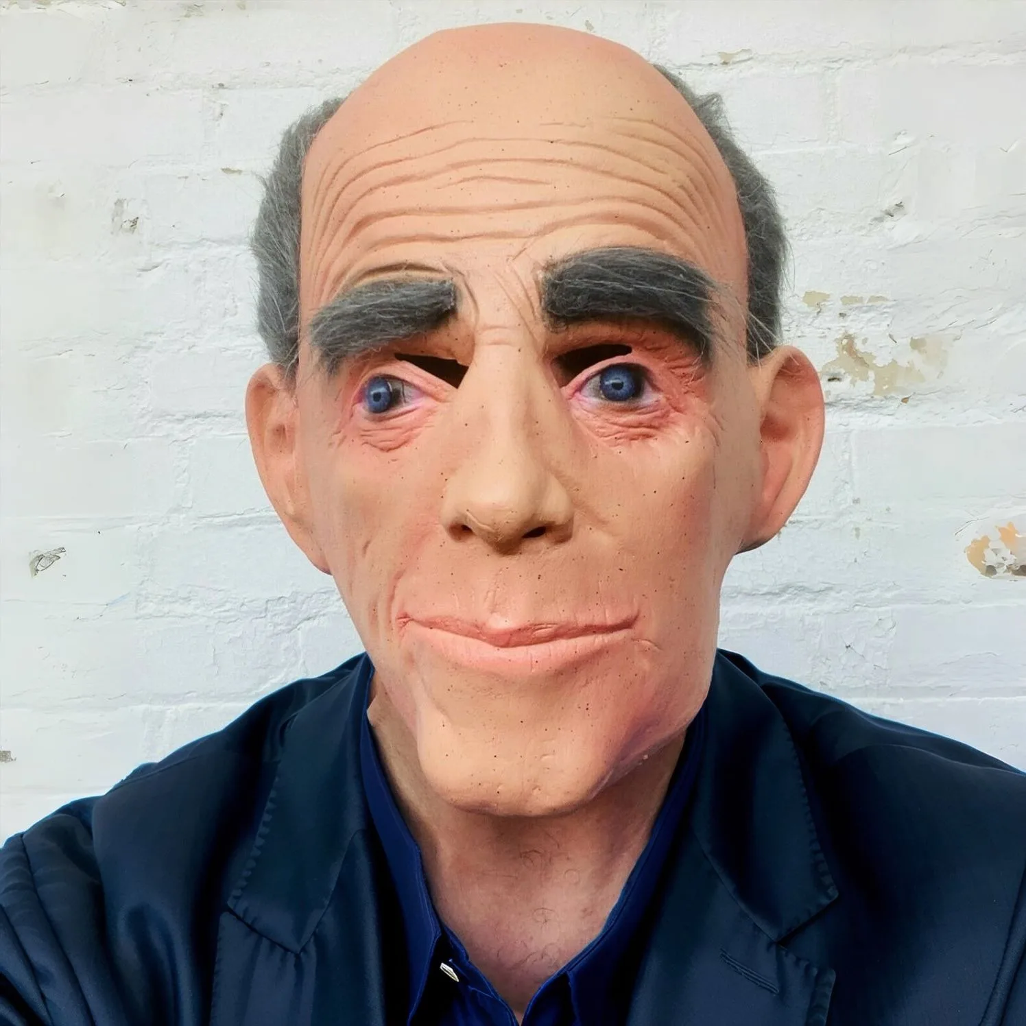 Realistic Rubber Old Man Mask Bald Head with Grey Hair for Funny Halloween Stag Costume Accessory
Realistic Rubber Old Man Mask Bald Head with Grey Hair for Funny Halloween Stag Costume Accessory