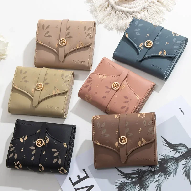 New Women's Short Wallet with Japanese and Korean PU Printed Buckle Folding Three Fold Bag Student Zipper Women's Coin Purse
New Women's Short Wallet with Japanese and Korean PU Printed Buckle Folding Three Fold Bag Student Zipper Women's Coin Purse