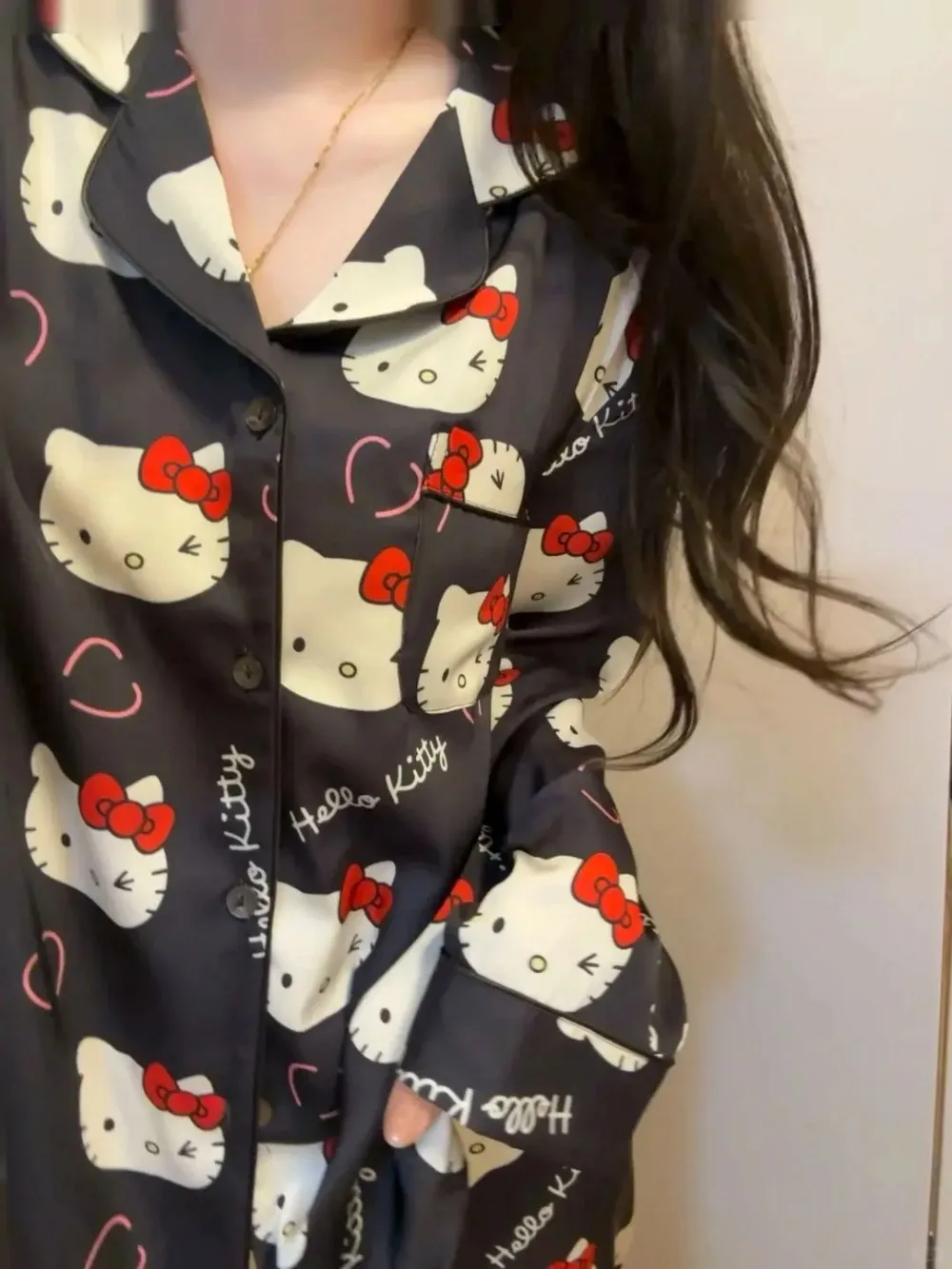 Fashion Anime Hello Kitty Sanrio Women's Cardigan Pajama Set Winter Long Sleeve Pants Sweet Cute Cozy Loungewea Girl Gift
Fashion Anime Hello Kitty Sanrio Women's Cardigan Pajama Set Winter Long Sleeve Pants Sweet Cute Cozy Loungewea Girl Gift