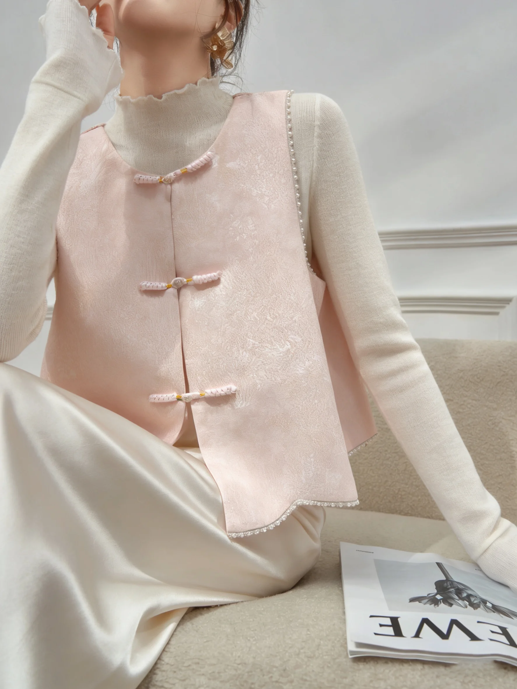 Stunning Pink Button-Up Chinese Style Vest Women's Fashion Spring Outfit Age-Defying National Trend round Neck Single Button
Stunning Pink Button-Up Chinese Style Vest Women's Fashion Spring Outfit Age-Defying National Trend round Neck Single Button