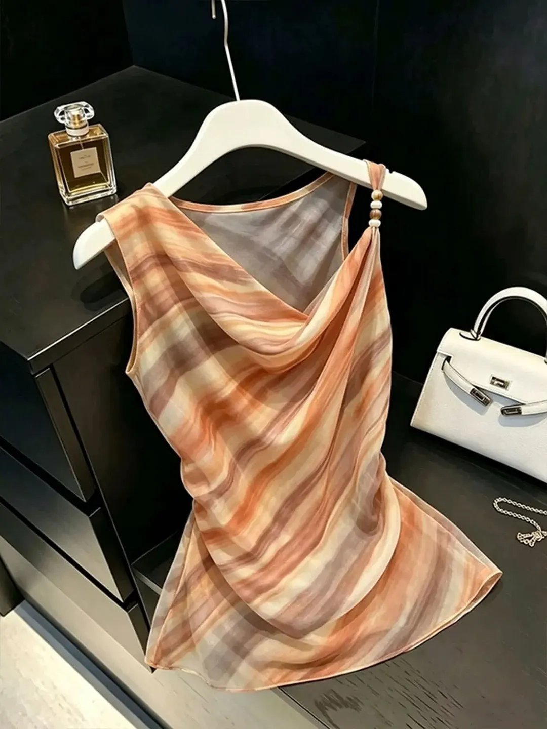 Fashionable Striped Off-Shoulder Sleeveless Top Asymmetrical Design Color Block Summer Trendy Small Shirt Style Women's Silk ...
Fashionable Striped Off-Shoulder Sleeveless Top Asymmetrical Design Color Block Summer Trendy Small Shirt Style Women's Silk ...