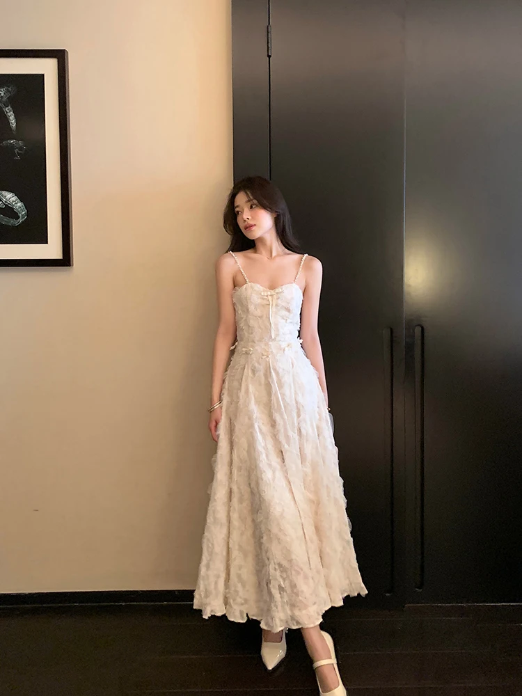 Textured Bear Goodbye Princ Skirt Summer 2025 Feather Fairy Dr Waist-Cinching Strapl Dr Women's Faion Ladies' Gown
Textured Bear Goodbye Princ Skirt Summer 2025 Feather Fairy Dr Waist-Cinching Strapl Dr Women's Faion Ladies' Gown