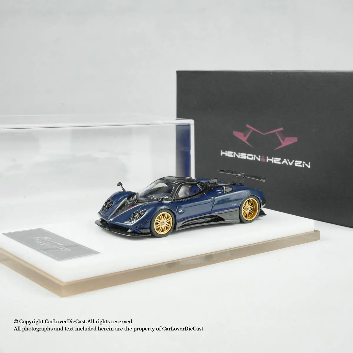 HH Model 1/64 Pagani Huayra Zonda Tricolore Diecast Alloy Limited Edition Car Model Simulation Collection Cars for Boy Toys Gift
HH Model 1/64 Pagani Huayra Zonda Tricolore Diecast Alloy Limited Edition Car Model Simulation Collection Cars for Boy Toys Gift