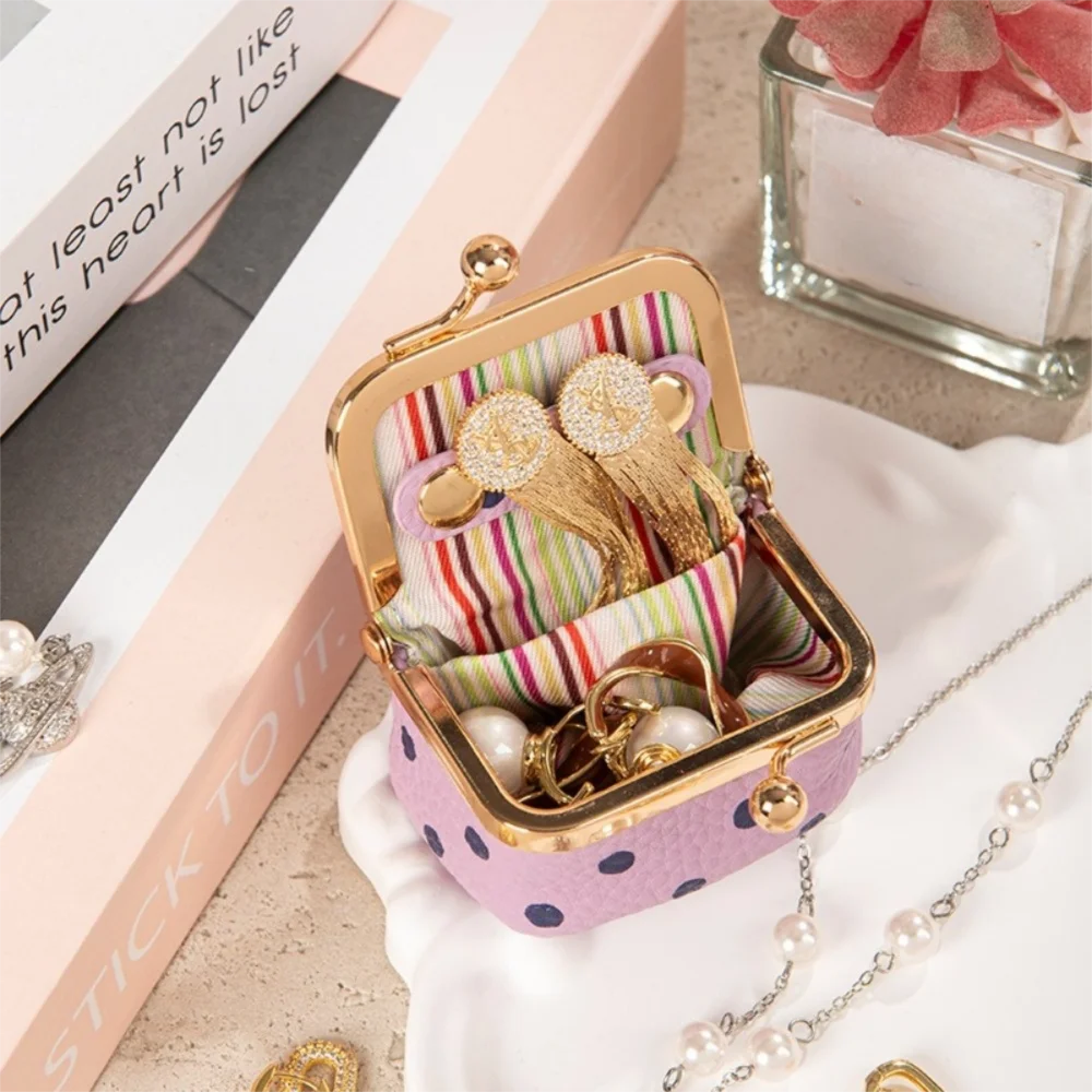 Exquisite Polka Dot Small Wallet PU Leather Kiss Lock Coin Purse Portable Mini Jewelry Bag Accessory Organization
Exquisite Polka Dot Small Wallet PU Leather Kiss Lock Coin Purse Portable Mini Jewelry Bag Accessory Organization