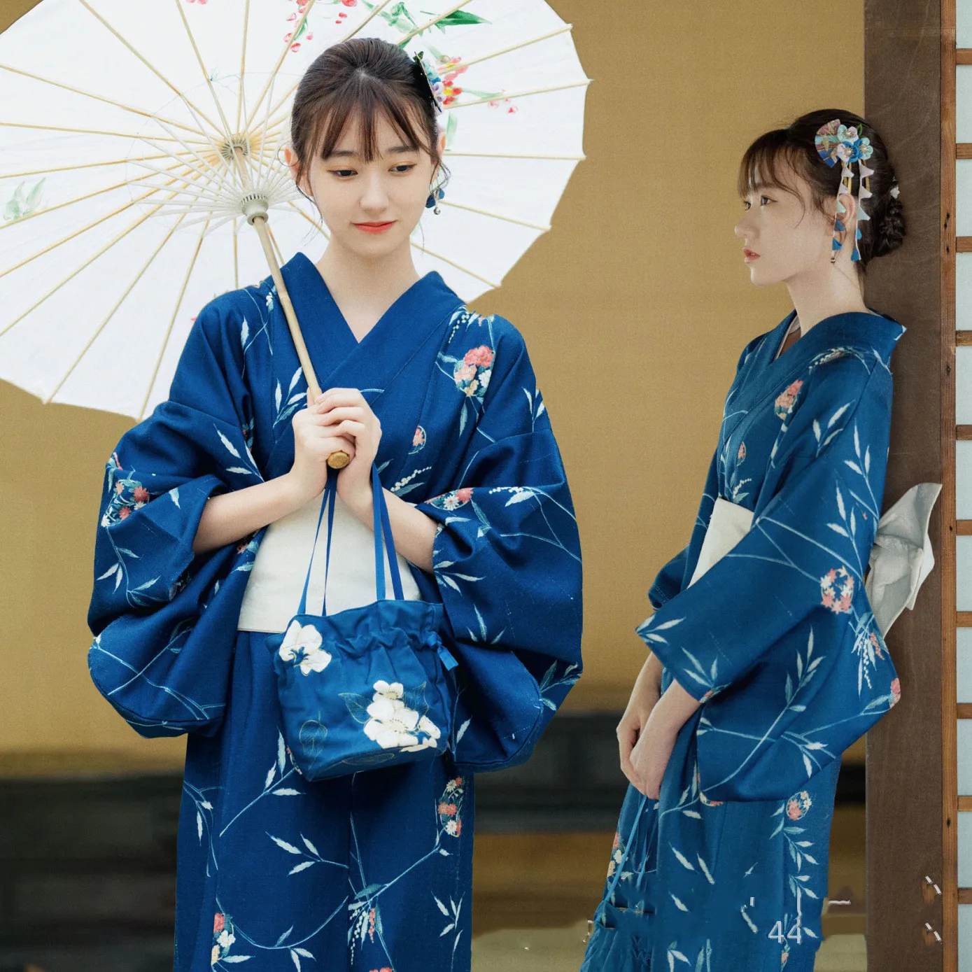 Blue Women Kimono National Floral Yukata Japanese Clothes Cosplay Shirt Blouse Summer Beach Kimono Photography Clothing
Blue Women Kimono National Floral Yukata Japanese Clothes Cosplay Shirt Blouse Summer Beach Kimono Photography Clothing