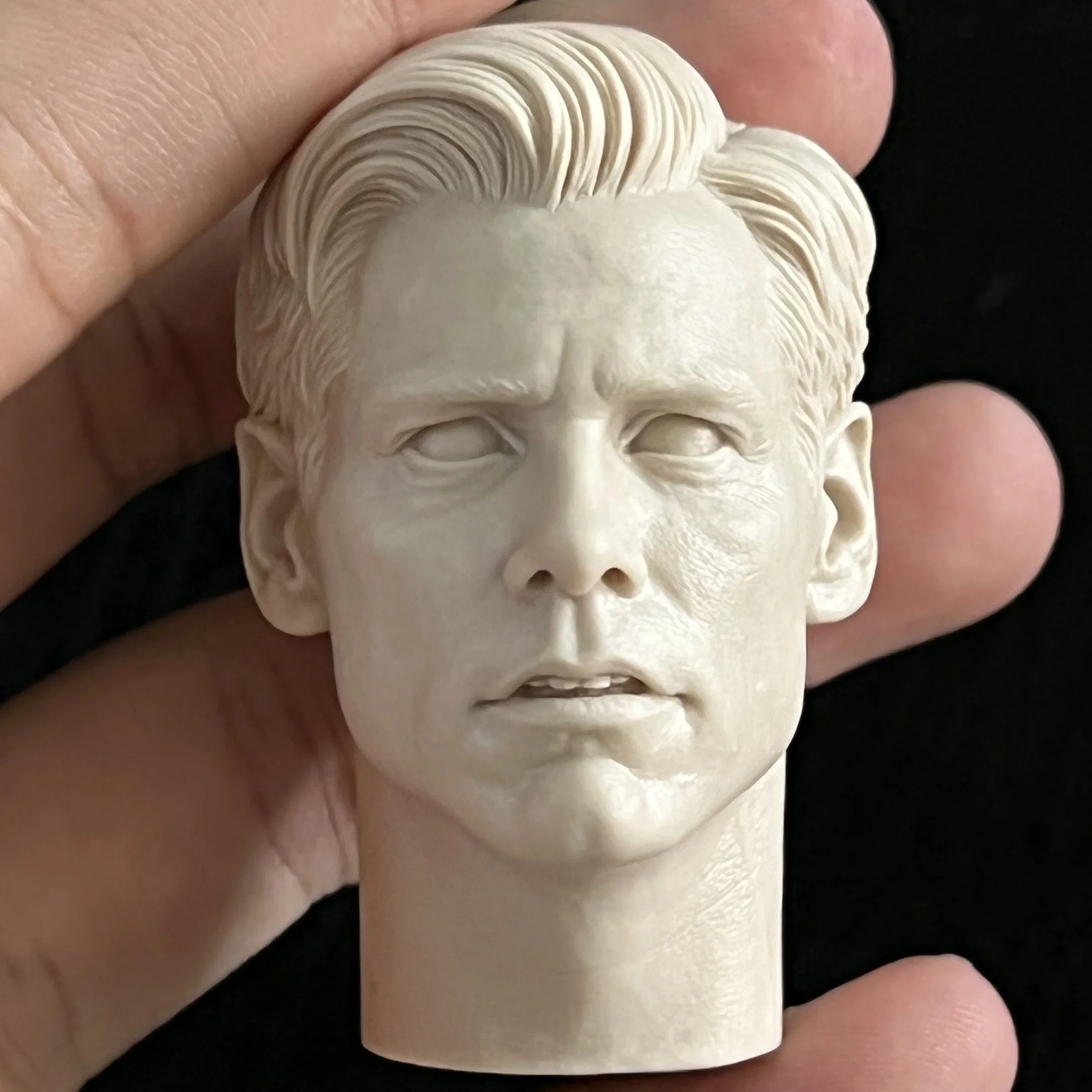 1/6 Die-Cast Resin Statue Head Fine and Detailed Unpainted Free Shipping ( Kincare )
1/6 Die-Cast Resin Statue Head Fine and Detailed Unpainted Free Shipping ( Kincare )