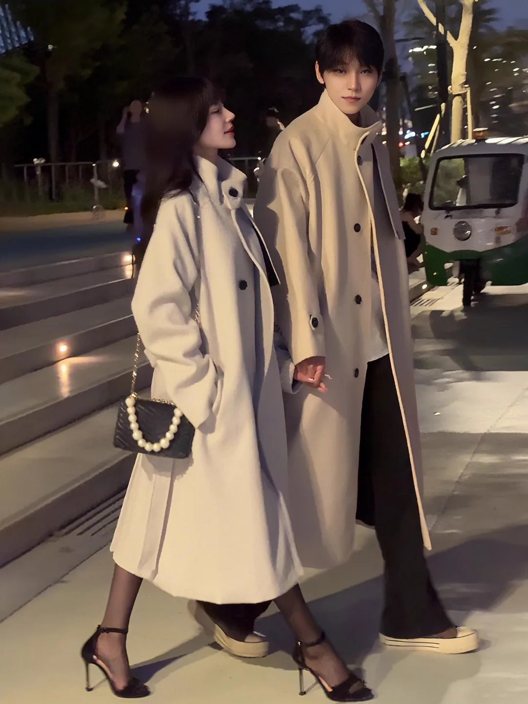 Muted Beige Double-breasted Woolen Coat Men Women Autumn Winter Korean Sle Faionable Mid-length Windbreaker Jaet
Muted Beige Double-breasted Woolen Coat Men Women Autumn Winter Korean Sle Faionable Mid-length Windbreaker Jaet