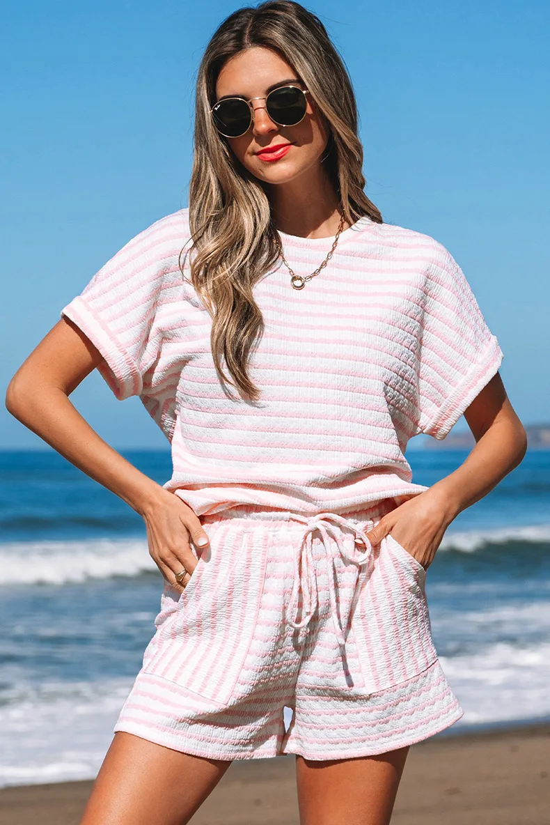 Stripe Pink O-neck T-shirts And Shorts Two Piece Set 2025 New Pink Tee And Pocket Pants Set Loose Casual Summer Women Sets
Stripe Pink O-neck T-shirts And Shorts Two Piece Set 2025 New Pink Tee And Pocket Pants Set Loose Casual Summer Women Sets