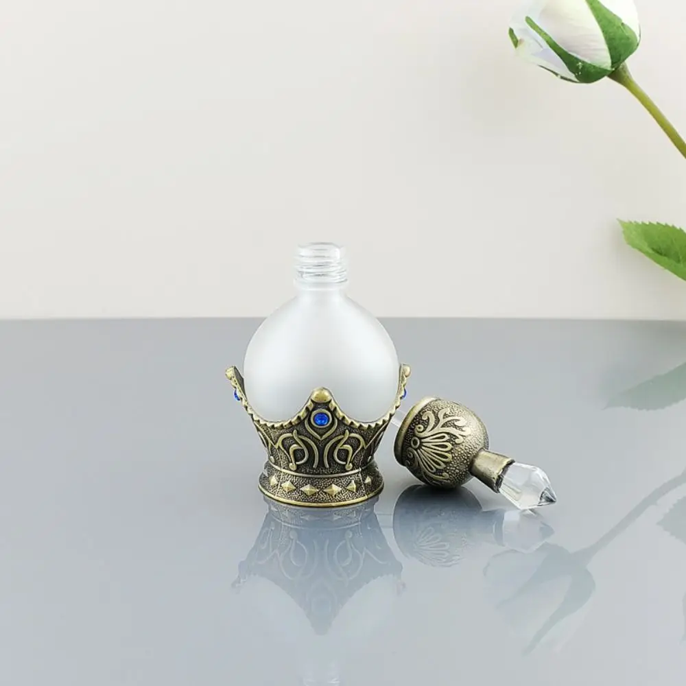 Retro Bottle Arabian Style Aromatherapy Pipe Essential Oil Dropper Bottle Middle East Vintage Glass Travel Cosmetic Containers
Retro Bottle Arabian Style Aromatherapy Pipe Essential Oil Dropper Bottle Middle East Vintage Glass Travel Cosmetic Containers