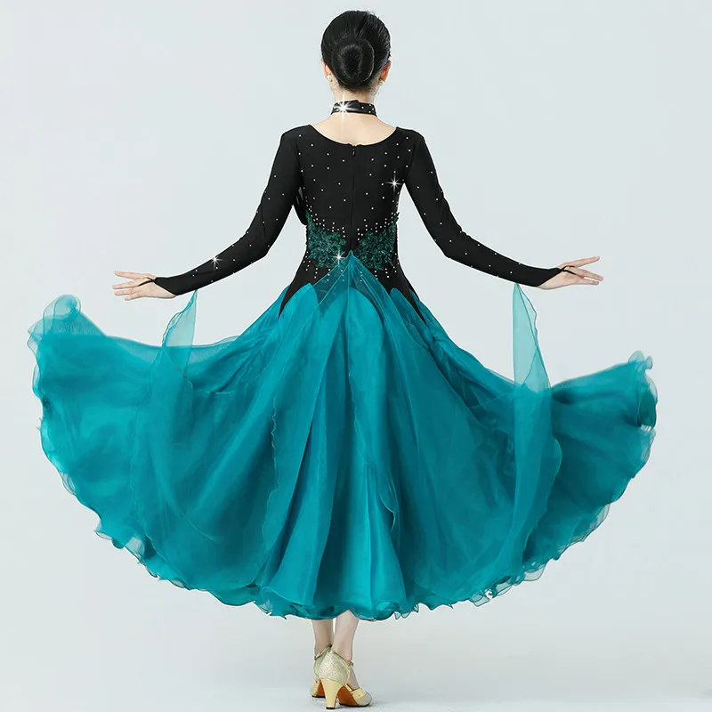 2026 New Style Red Hot Diamond Long Sleeves Swing Dress Modern Dance Costume Women’s Dance Dress Costume Stage Costume
2026 New Style Red Hot Diamond Long Sleeves Swing Dress Modern Dance Costume Women’s Dance Dress Costume Stage Costume