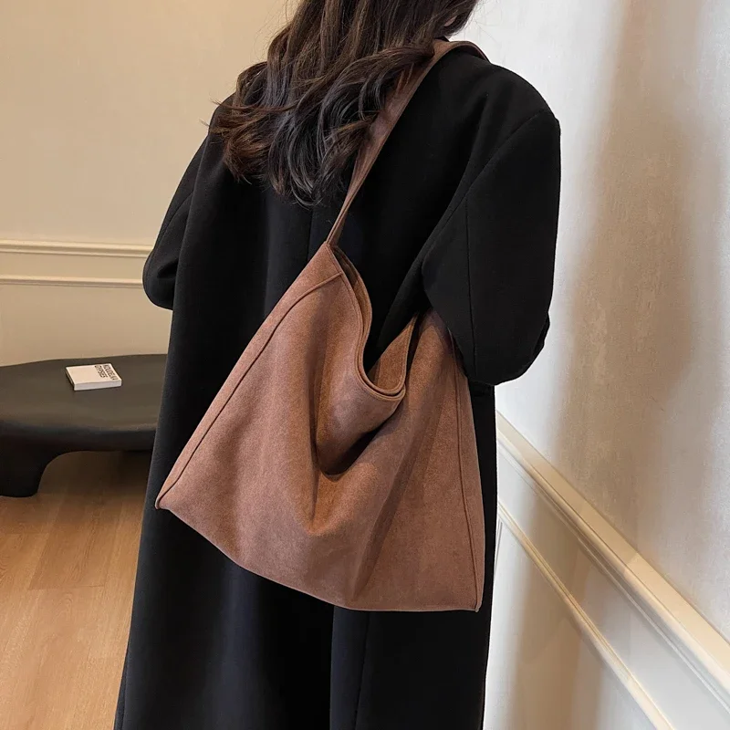 Autumn and Winter Large Capacity Commuting Tote Bag for Women 2024 New Brown Lazy Style Frosted Shoulder Bag Дорожный Лот
Autumn and Winter Large Capacity Commuting Tote Bag for Women 2024 New Brown Lazy Style Frosted Shoulder Bag Дорожный Лот